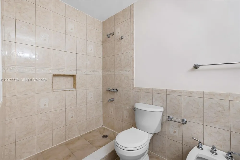 10212 NW 129th St Hialeah Gardens, FL 33018