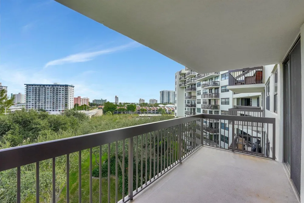2900 NE 14TH ST Causeway #602 Pompano Beach, FL 33062