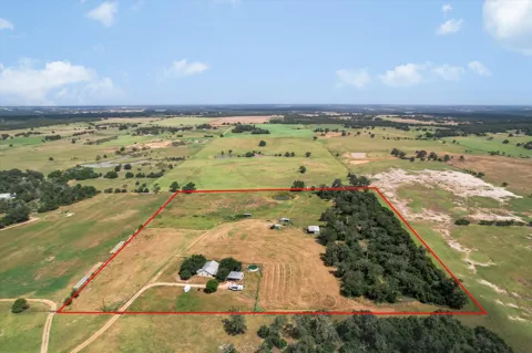 1170 Private Road 3241