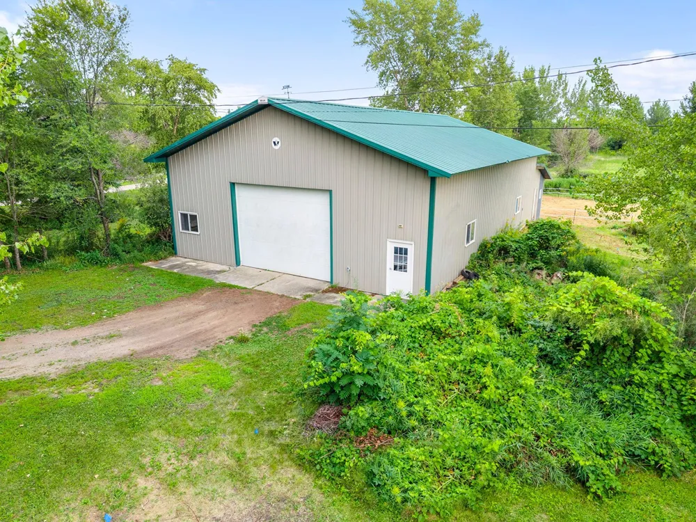 7531 E 250th Street Elko New Market, MN 55020