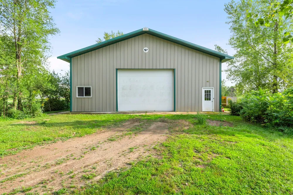7531 E 250th Street Elko New Market, MN 55020
