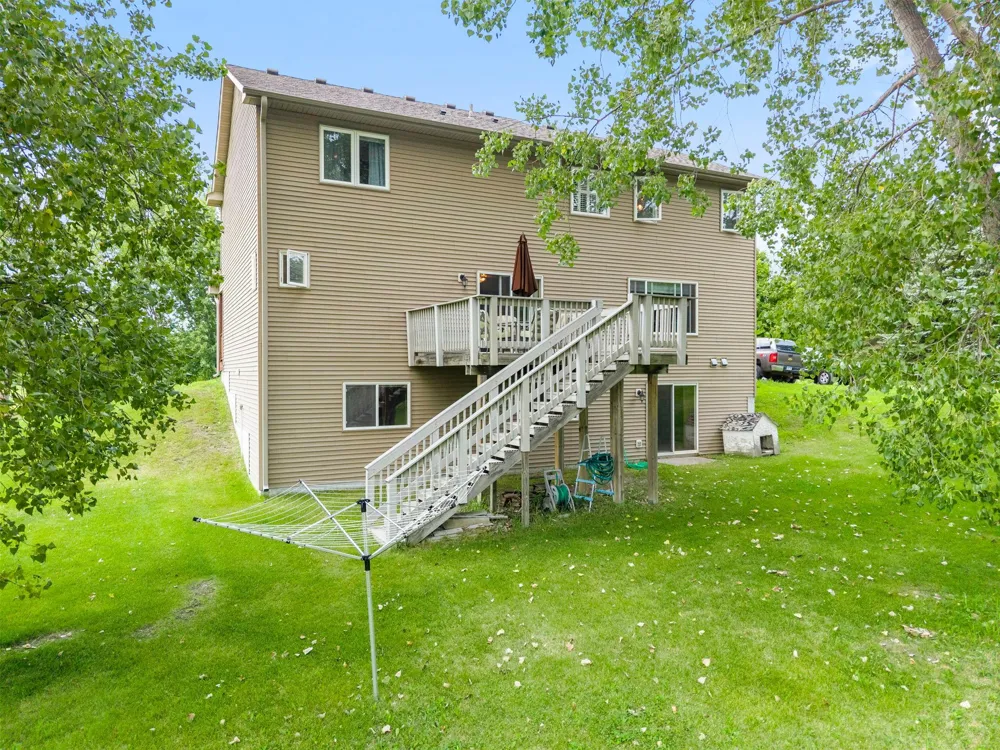 7531 E 250th Street Elko New Market, MN 55020