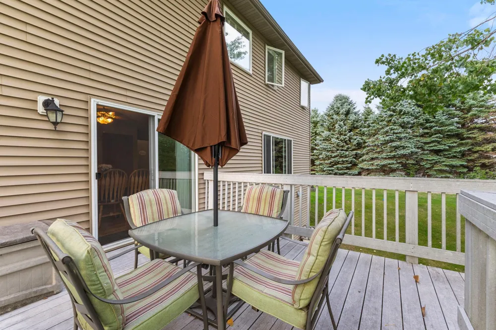 7531 E 250th Street Elko New Market, MN 55020