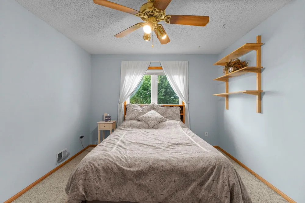 7531 E 250th Street Elko New Market, MN 55020