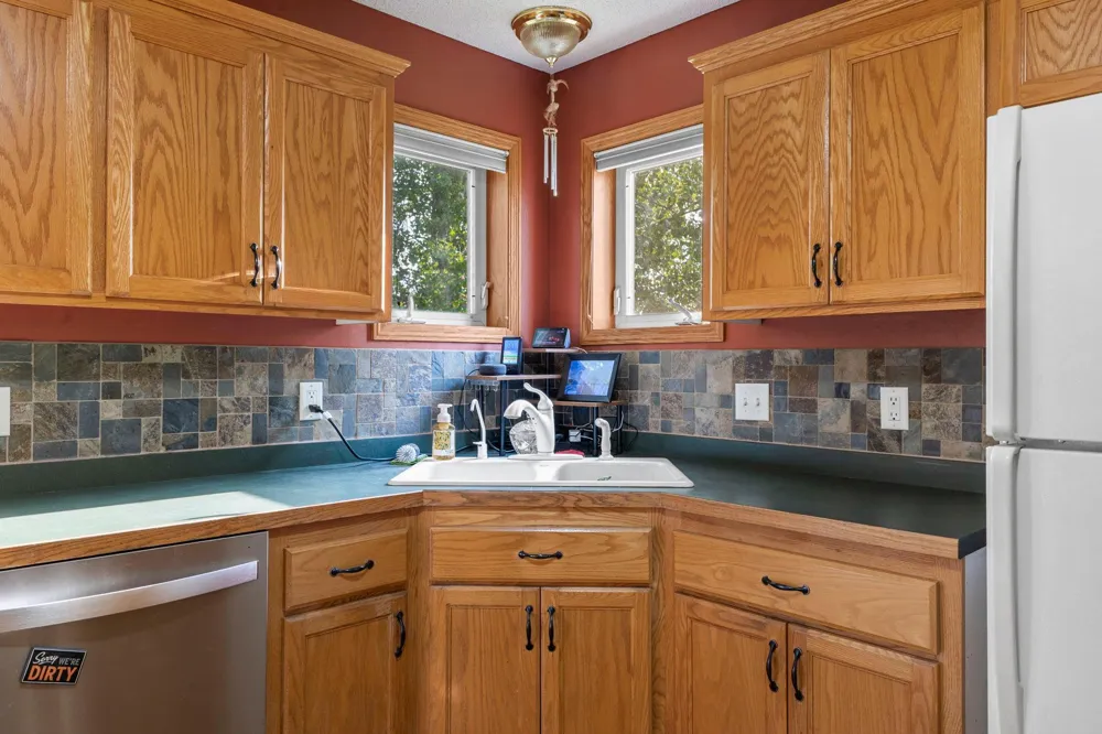 7531 E 250th Street Elko New Market, MN 55020