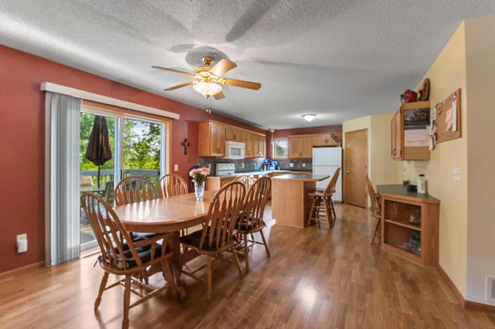 7531 E 250th Street Elko New Market, MN 55020