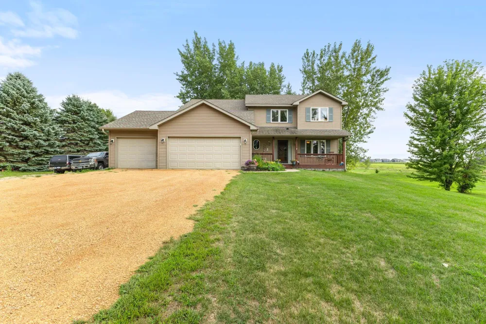 7531 E 250th Street Elko New Market, MN 55020