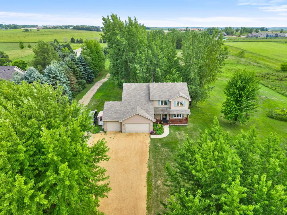 7531 E 250th Street Elko New Market, MN 55020