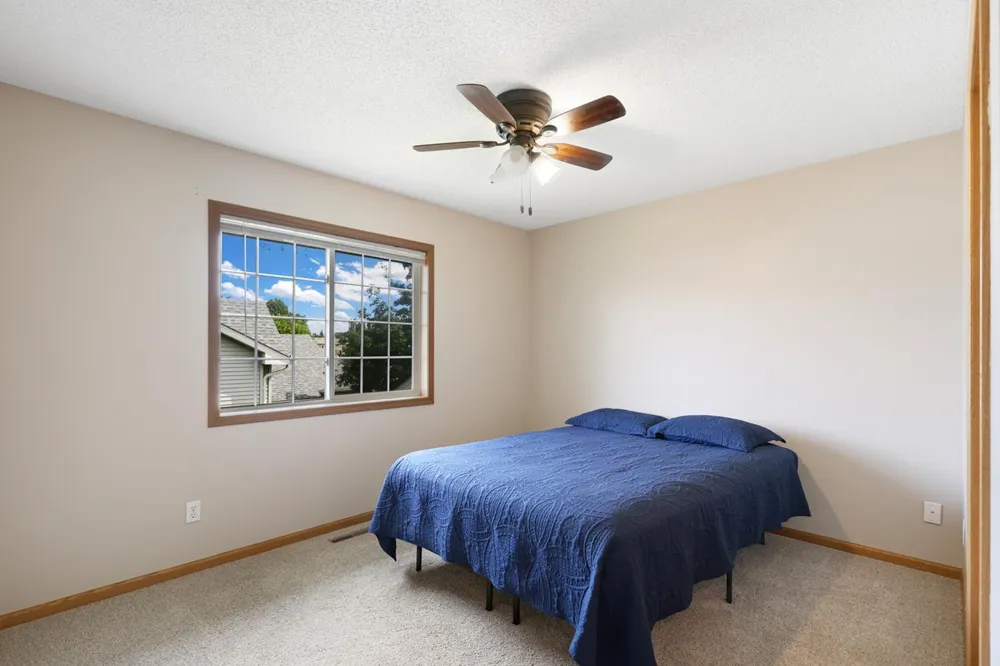 15751 Cicerone Path Rosemount, MN 55068