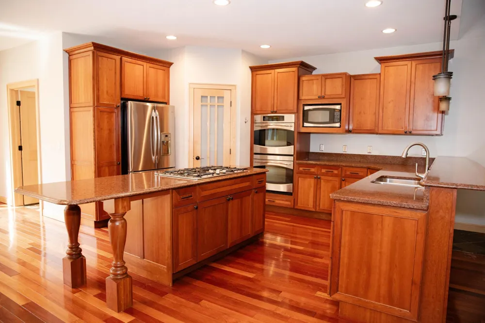 930 County Road C E Maplewood, MN 55109
