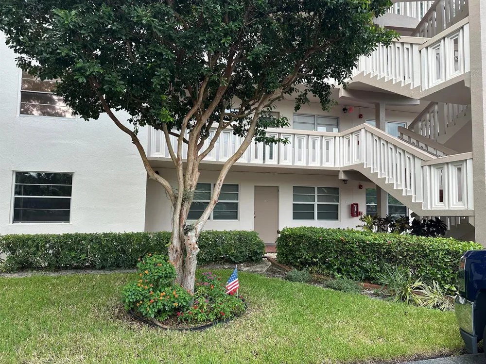 1901 Bermuda Circle #B1 Coconut Creek, FL 33066