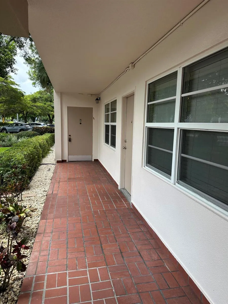 1901 Bermuda Circle #B1 Coconut Creek, FL 33066