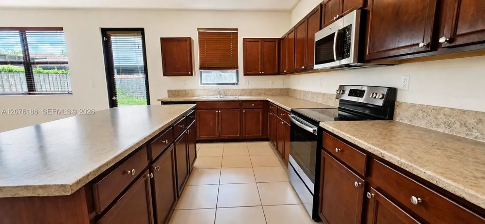 191 SE 35th Ave Homestead, FL 33033