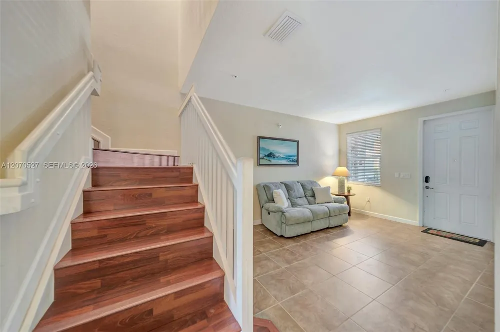 12434 NW Emerald Creek Mnr Plantation, FL 33325