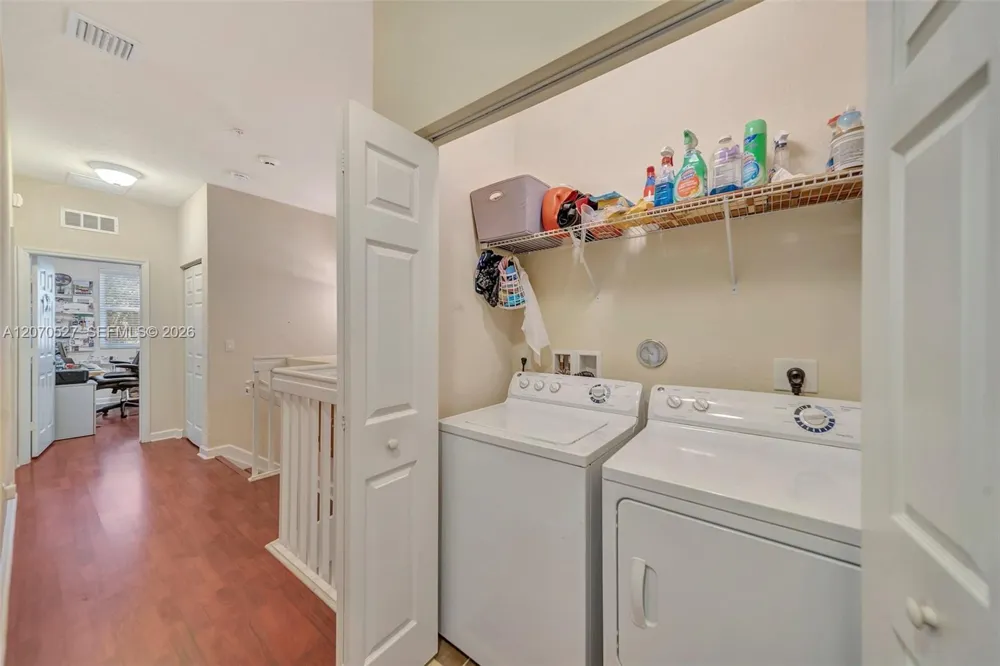 12434 NW Emerald Creek Mnr Plantation, FL 33325