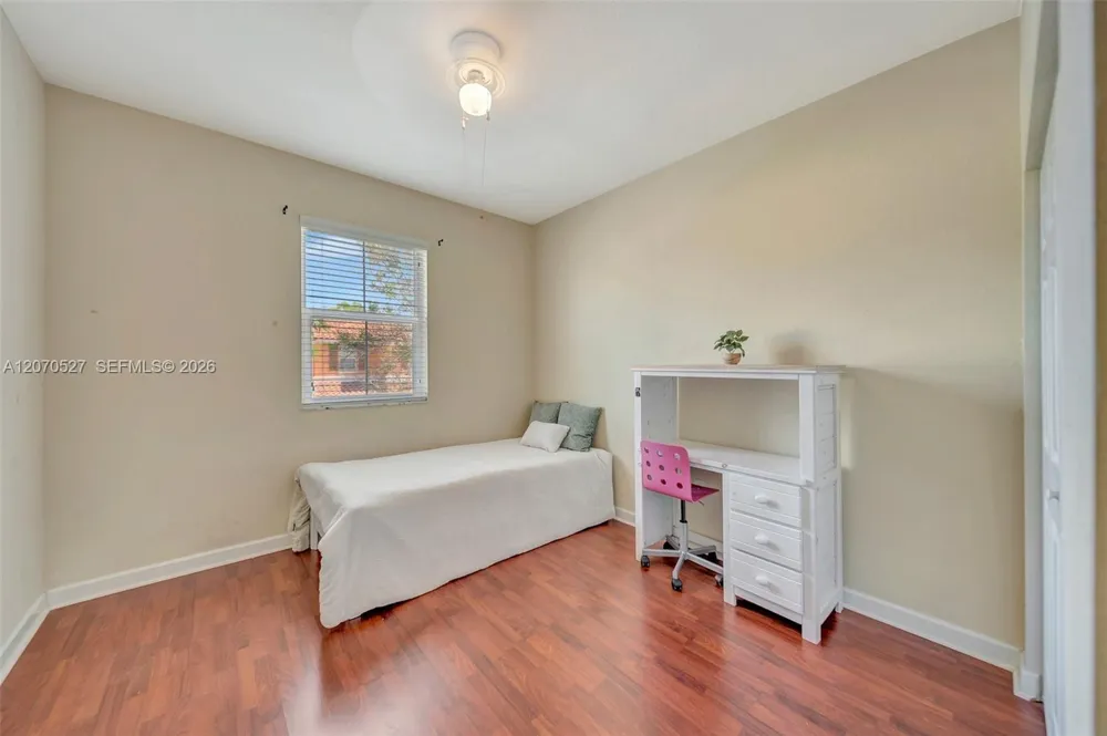 12434 NW Emerald Creek Mnr Plantation, FL 33325