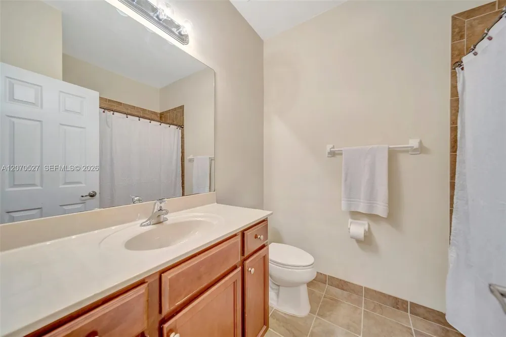 12434 NW Emerald Creek Mnr Plantation, FL 33325