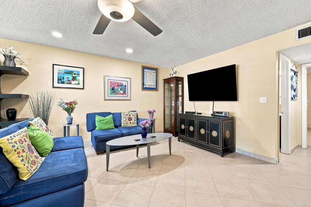 415 High Point Boulevard #B Delray Beach, FL 33445