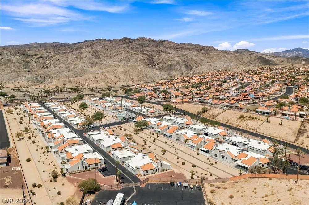 2124 Pebble Creek Lane Laughlin, NV 89029