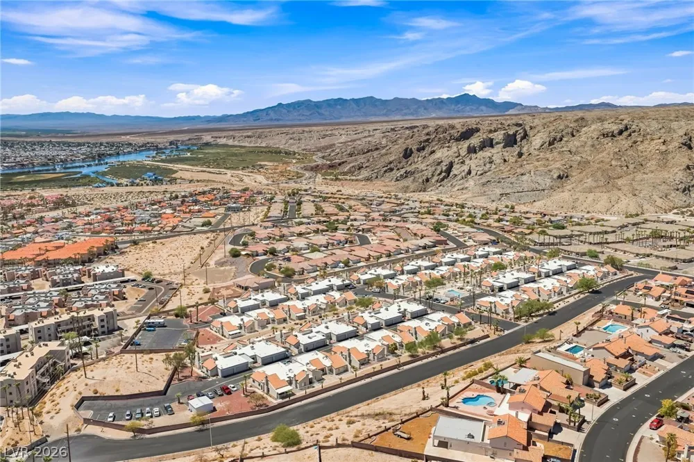 2124 Pebble Creek Lane Laughlin, NV 89029