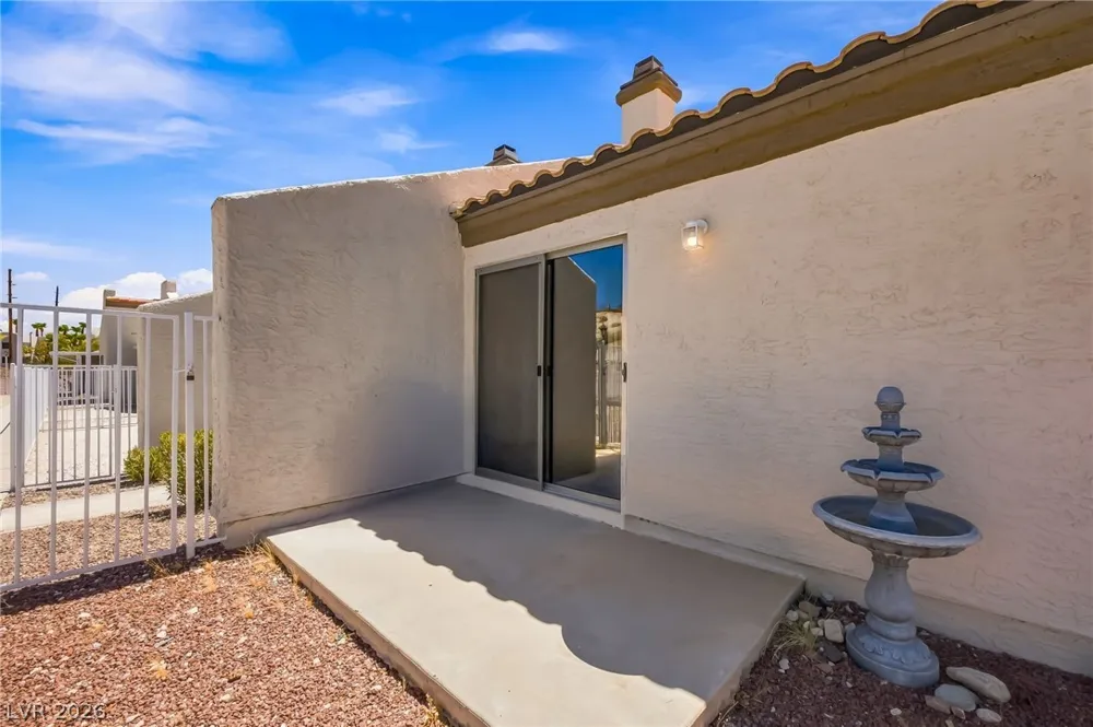 2124 Pebble Creek Lane Laughlin, NV 89029