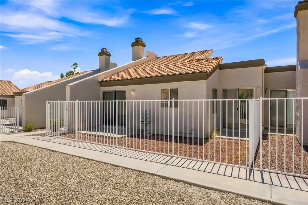 2124 Pebble Creek Lane Laughlin, NV 89029