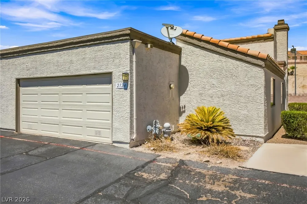 2124 Pebble Creek Lane Laughlin, NV 89029
