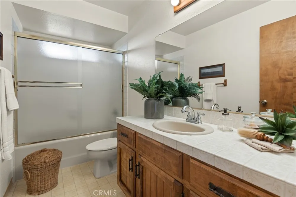 9632 Mcanarlin Durham, CA 95938