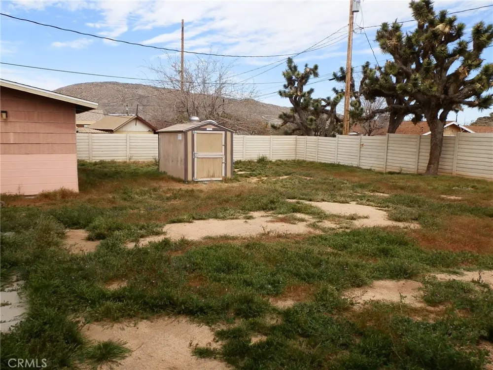 7731 Inca Trail Yucca Valley, CA 92284