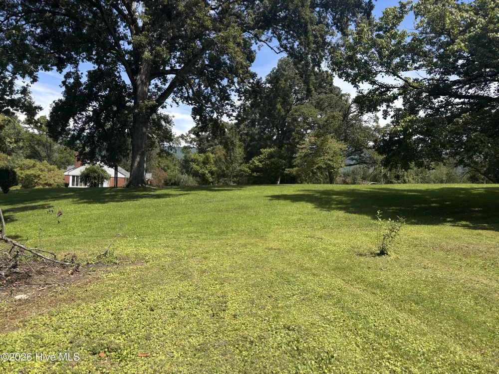 55 Aquone Road Andrews, NC 28901