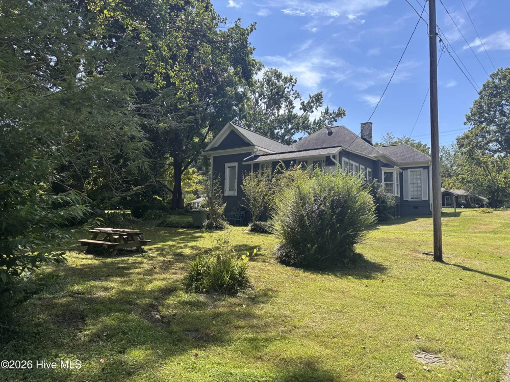 55 Aquone Road Andrews, NC 28901