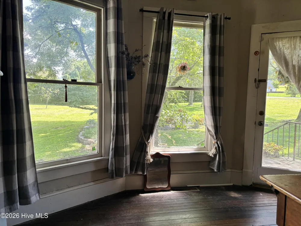 55 Aquone Road Andrews, NC 28901