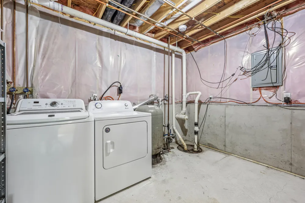 6640 Megan Court Muskegon, MI 49442