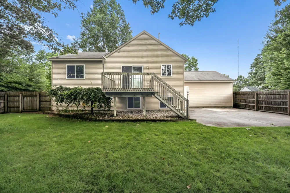 6640 Megan Court Muskegon, MI 49442