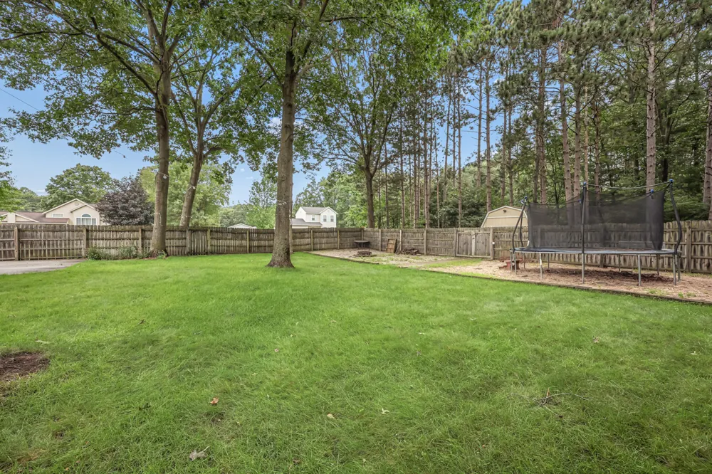 6640 Megan Court Muskegon, MI 49442