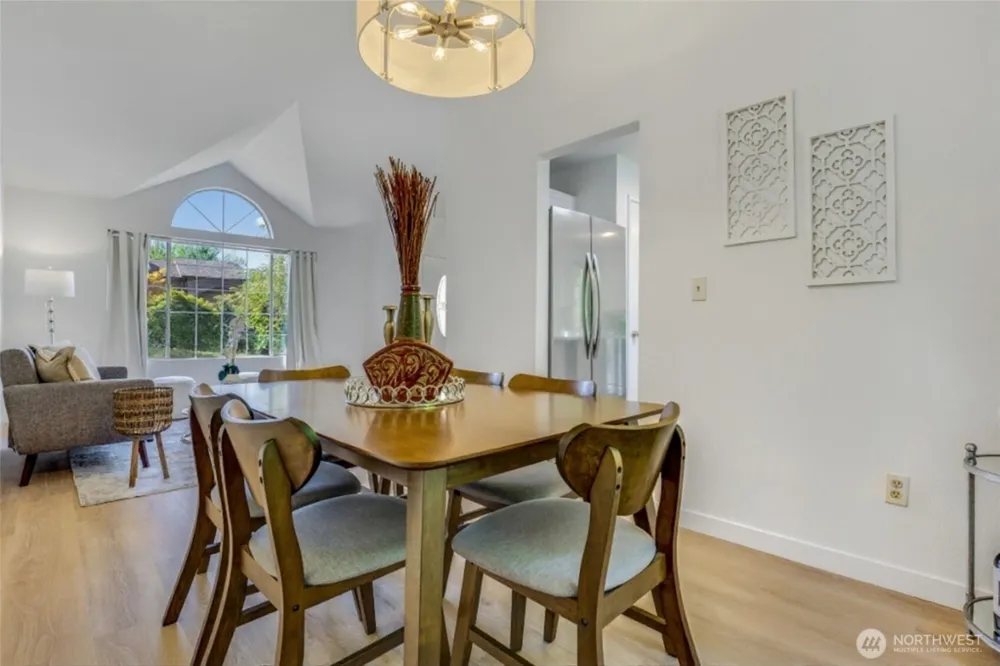 1124 S 23rd Street Renton, WA 98055