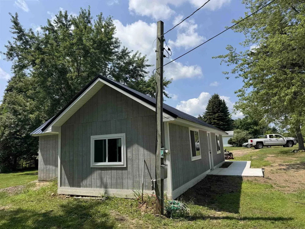 978 E M-55 Churchill Township, MI 48661