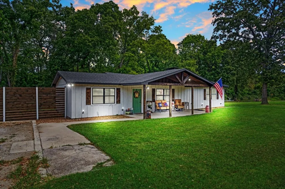 37 Oxford Drive Gordonville, TX 76245