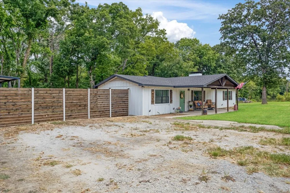 37 Oxford Drive Gordonville, TX 76245