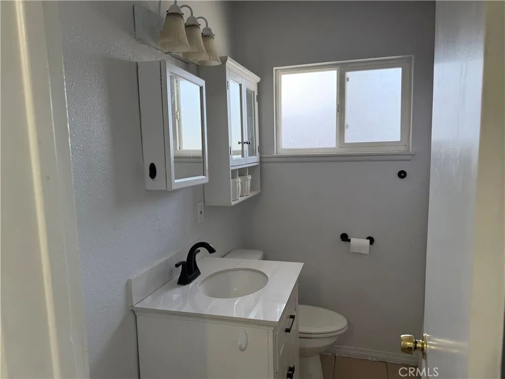 2601 Dore Drive Bakersfield, CA 93304