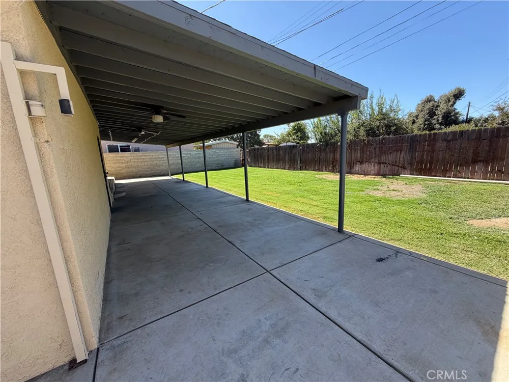 2601 Dore Drive Bakersfield, CA 93304