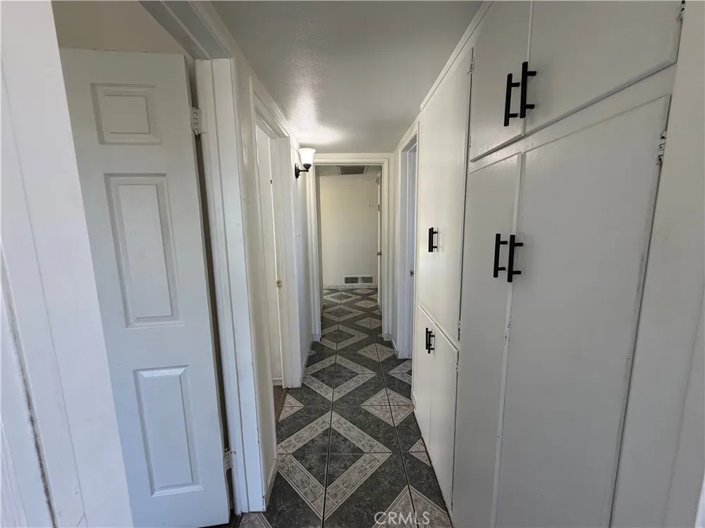 2601 Dore Drive Bakersfield, CA 93304