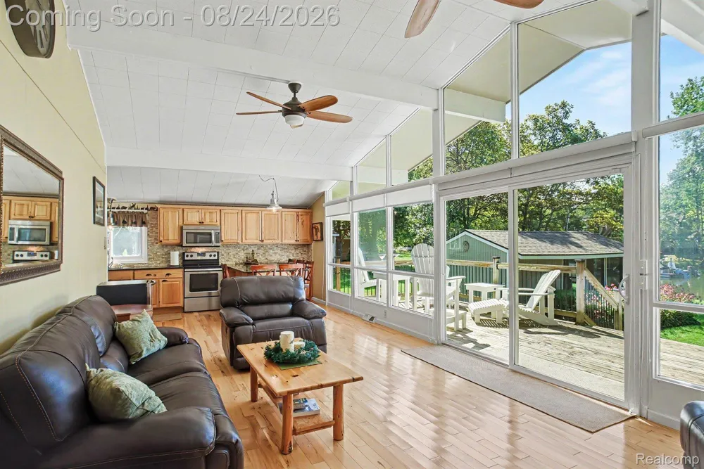 9647 Shore Drive Caseville Township, MI 48755