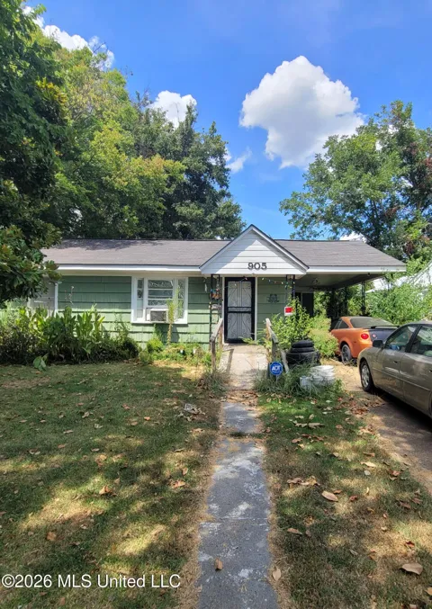 905 Spruce