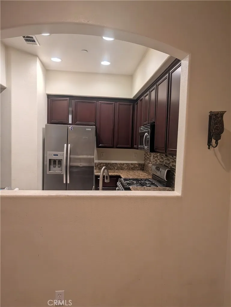 50 Trailing Vine Irvine, CA 92602