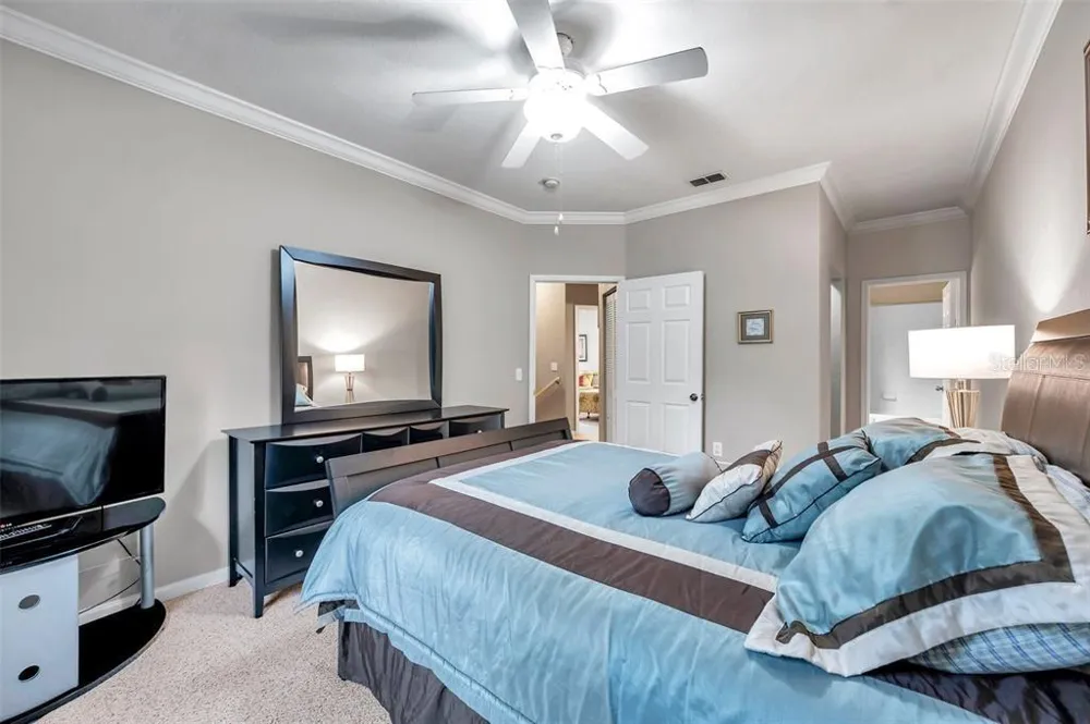 2279 PORTOFINO PLACE #20-202 Palm Harbor, FL 34683