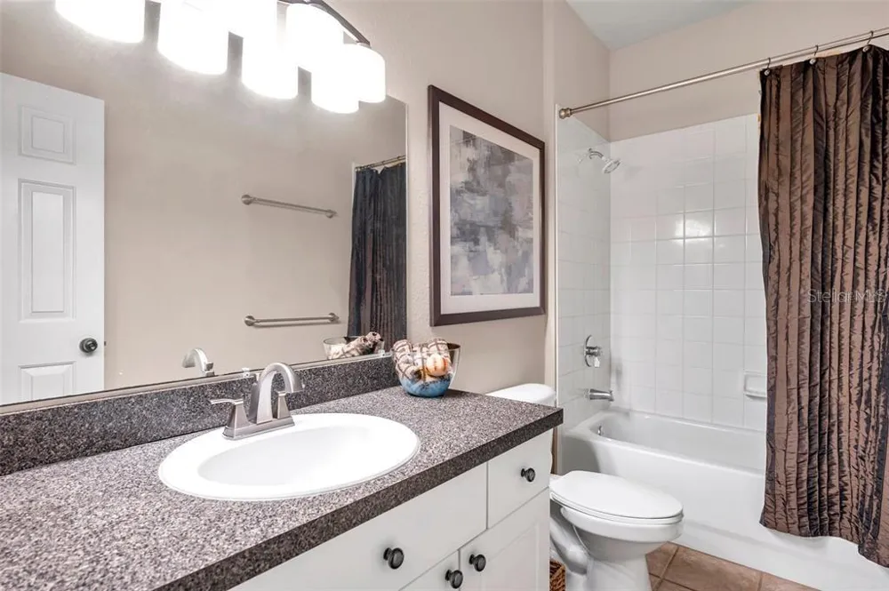 2279 PORTOFINO PLACE #20-202 Palm Harbor, FL 34683