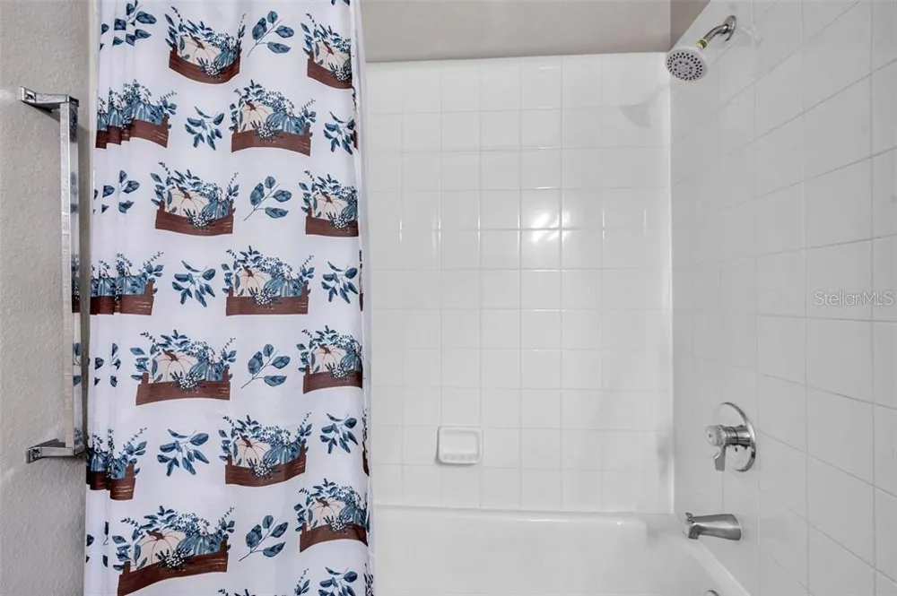 2279 PORTOFINO PLACE #20-202 Palm Harbor, FL 34683