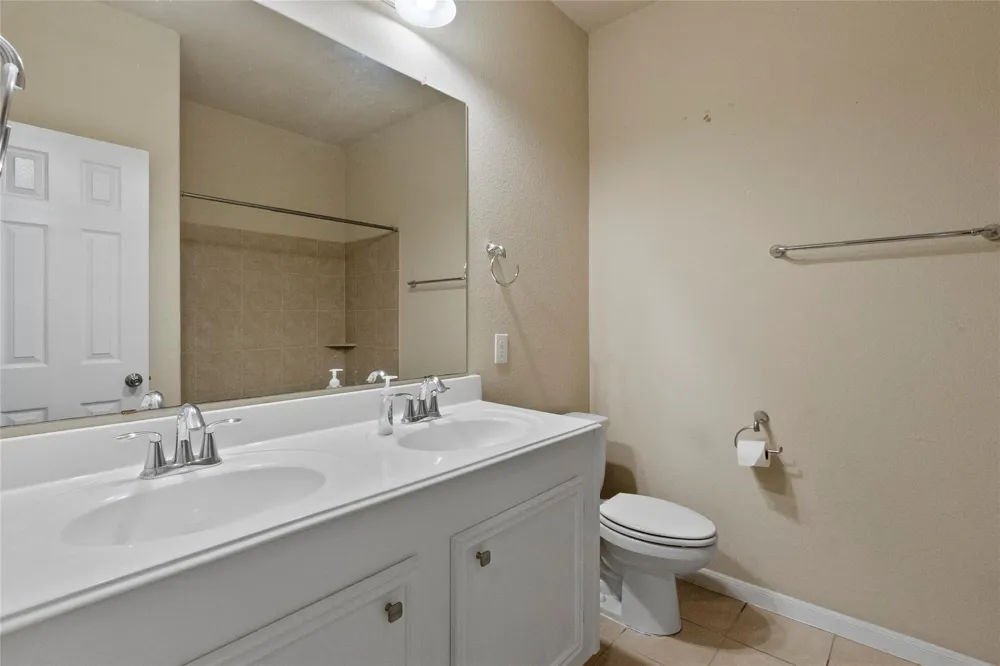 13402 Indigo Sands Drive Pearland, TX 77584