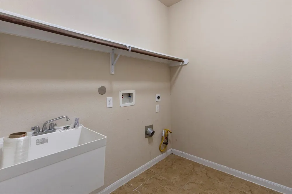 13402 Indigo Sands Drive Pearland, TX 77584